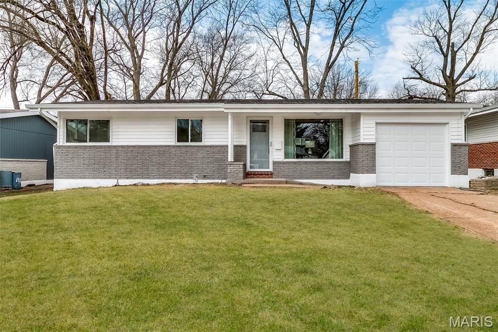 10231 Monarch Drive Saint Louis, MO 63136