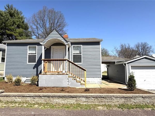 413 S 8th Street, Belleville, IL 62220