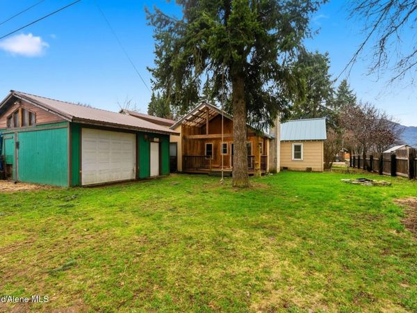 210 W 3rd Ave, Clark Fork, ID 83811