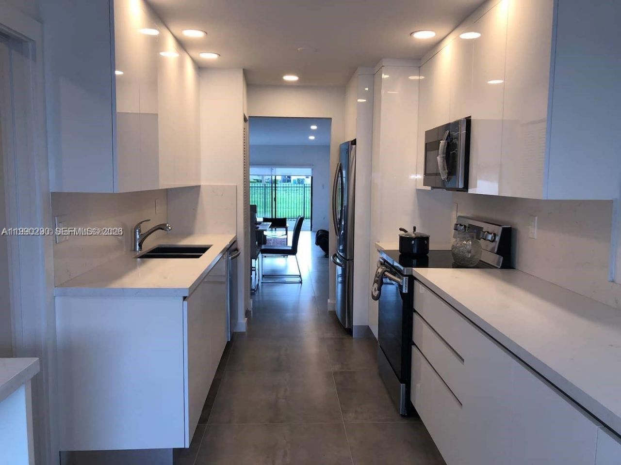 534 NE 195th St , Unit 534, Miami, FL 33179 Photo