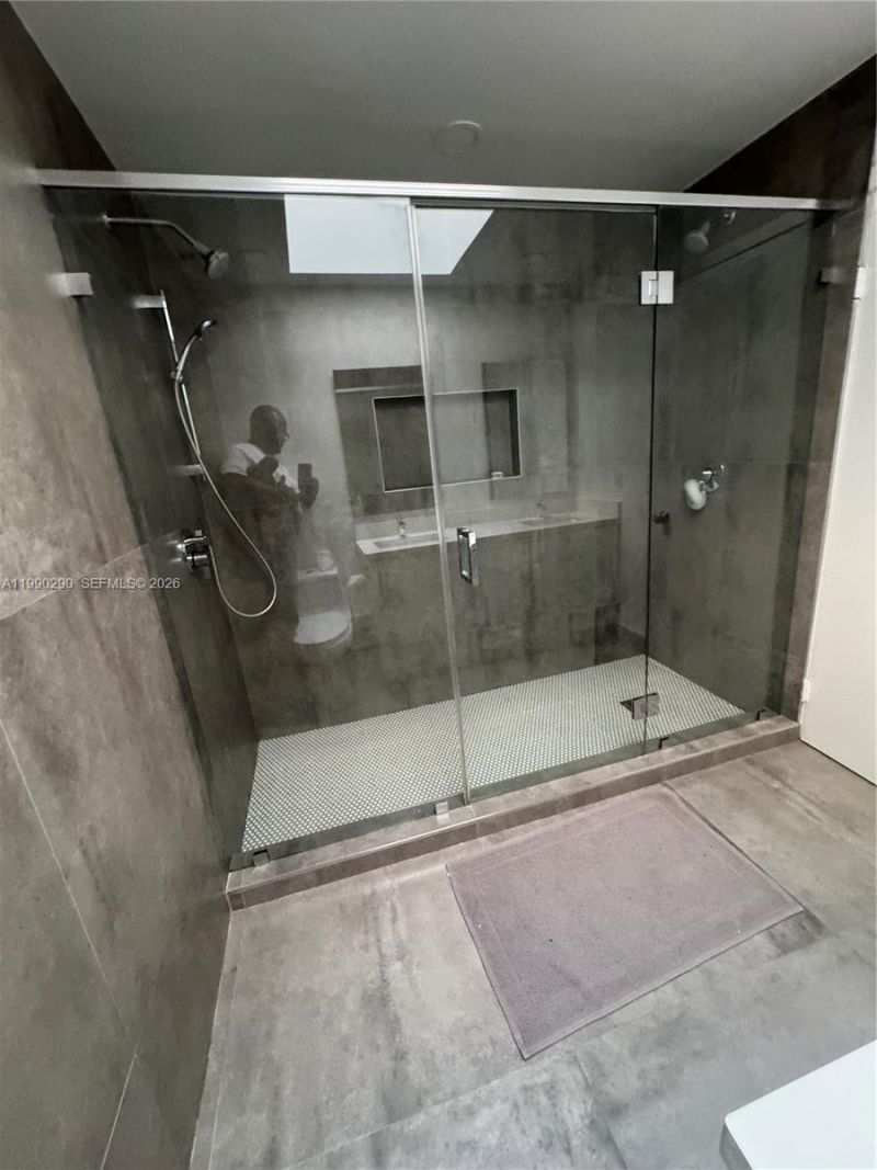 534 NE 195th St , Unit 534, Miami, FL 33179 Photo