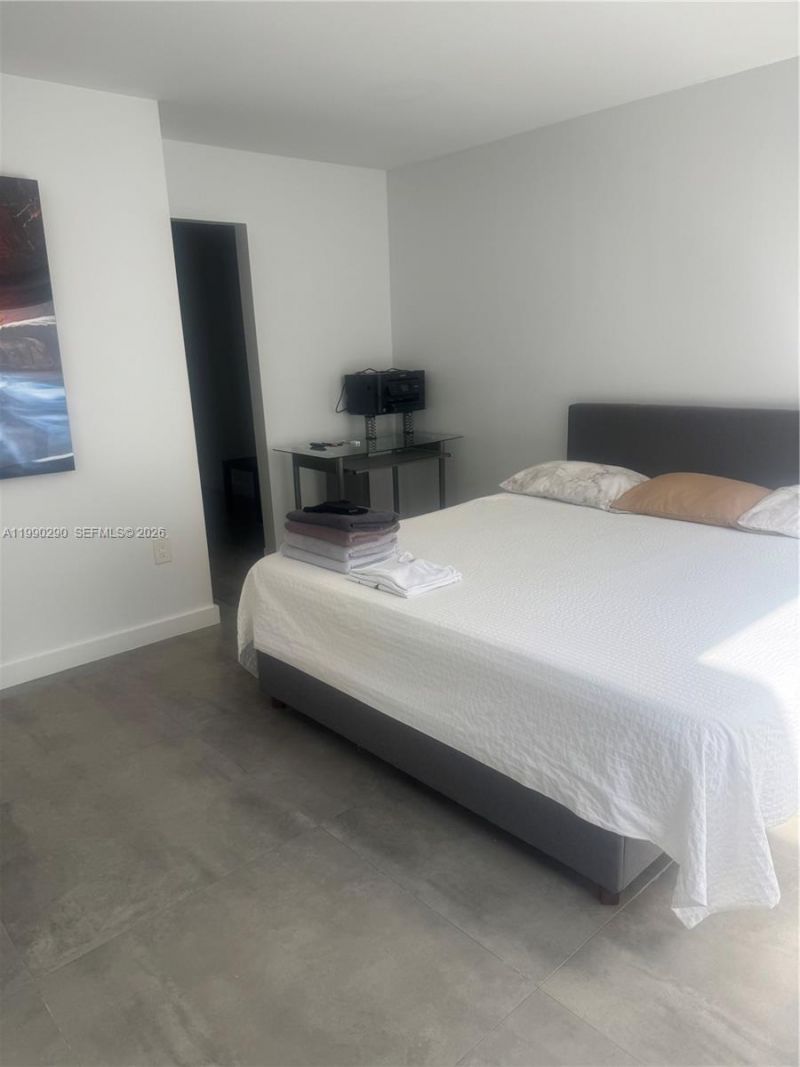 534 NE 195th St , Unit 534, Miami, FL 33179 Photo