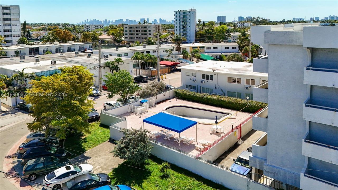 7300 Wayne Ave, Unit 211, Miami Beach, FL 33141 Photo