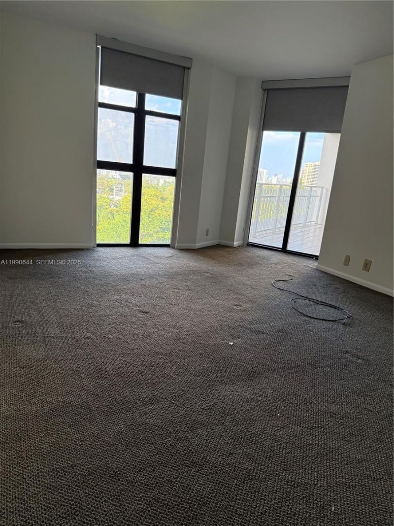 2000 Towerside Ter, Unit 1005, Miami, FL 33138 Photo