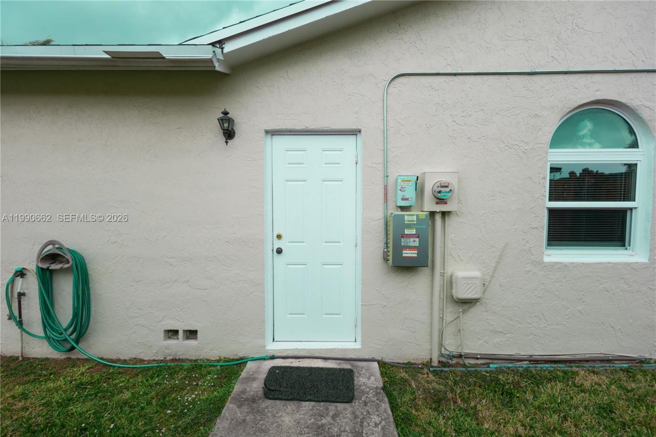 26581 SW 122nd Ct, Homestead, FL 33032 Photo
