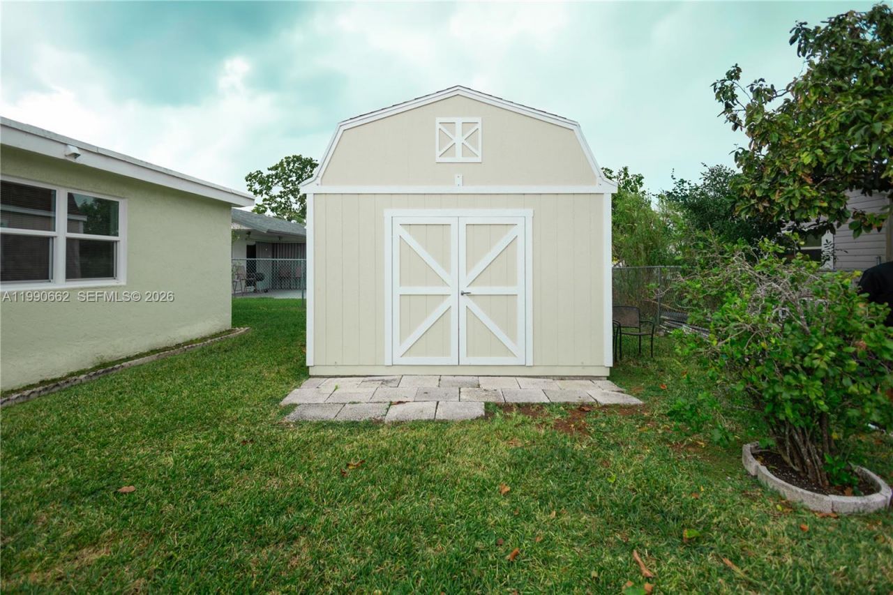 26581 SW 122nd Ct, Homestead, FL 33032 Photo