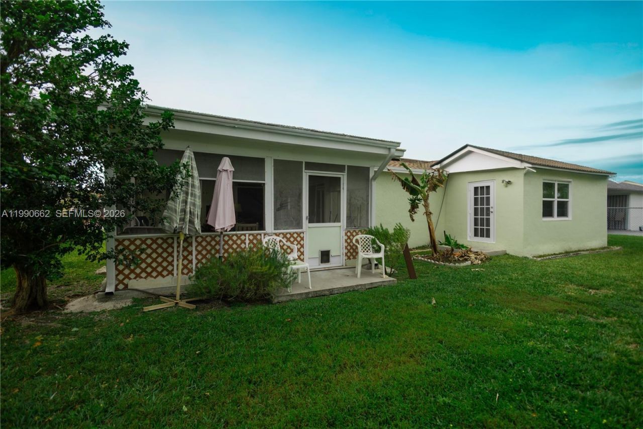 26581 SW 122nd Ct, Homestead, FL 33032 Photo