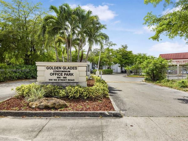 540 NW 165th St Rd #209, Miami, FL 33169