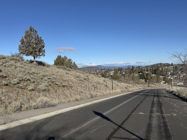 Pristine Drive, Unit Lot 44, Klamath Falls, OR 97601