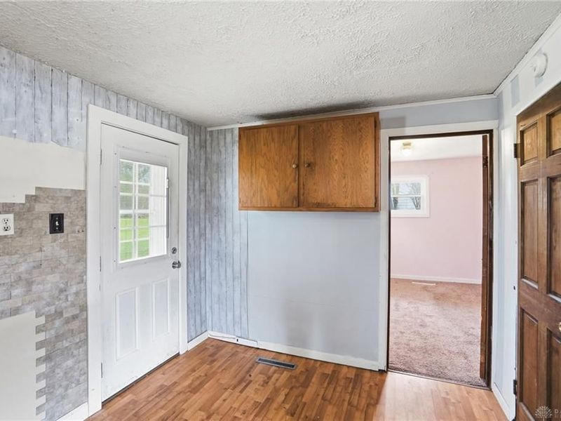 1166 W Sparrow Road, Green Township, OH 45502 Photo 23