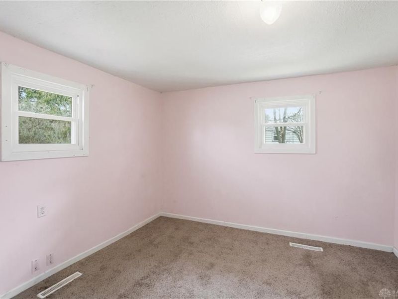 1166 W Sparrow Road, Green Township, OH 45502 Photo 30