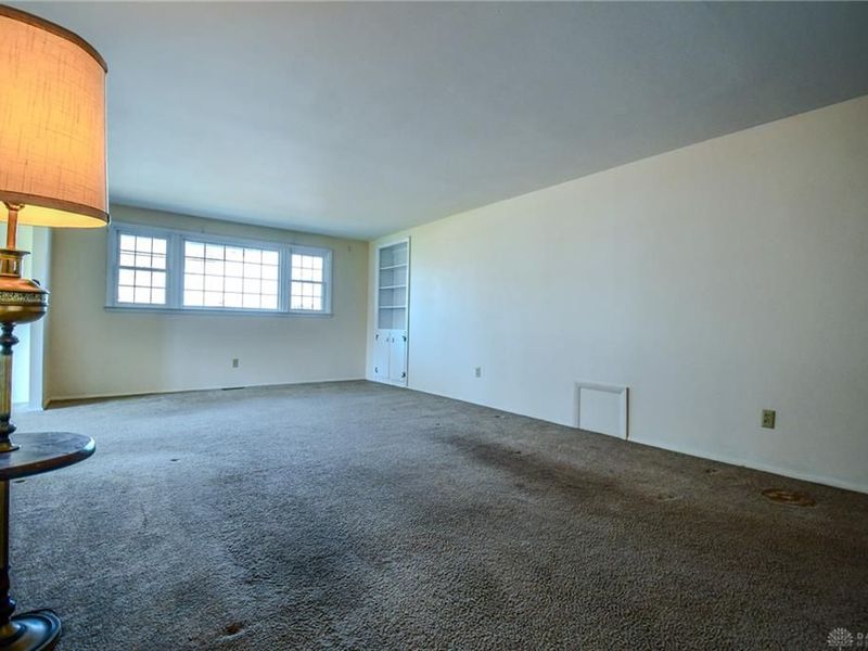 786 Hyde Park Drive, Washington Township, OH 45429 Photo 17