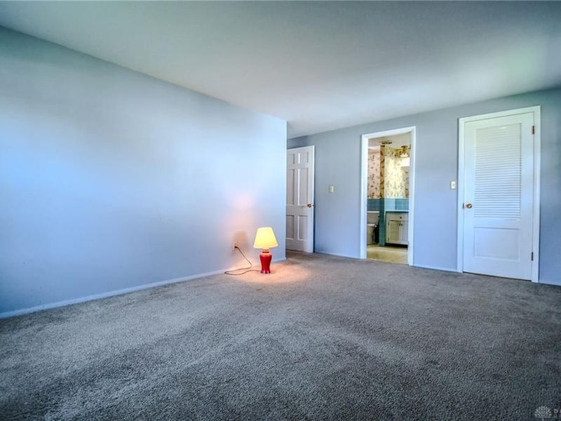 786 Hyde Park Drive, Washington Township, OH 45429 Photo 29