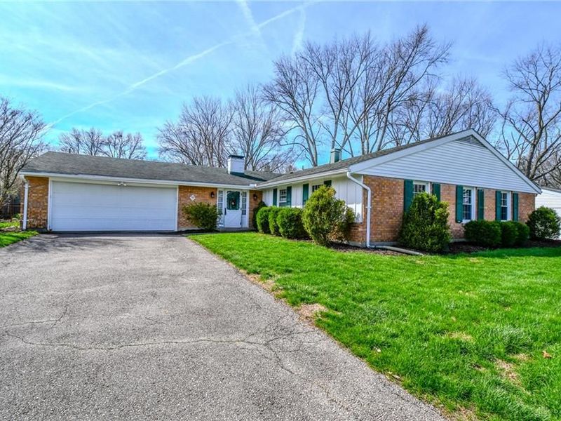 786 Hyde Park Drive, Washington Township, OH 45429 Photo 3