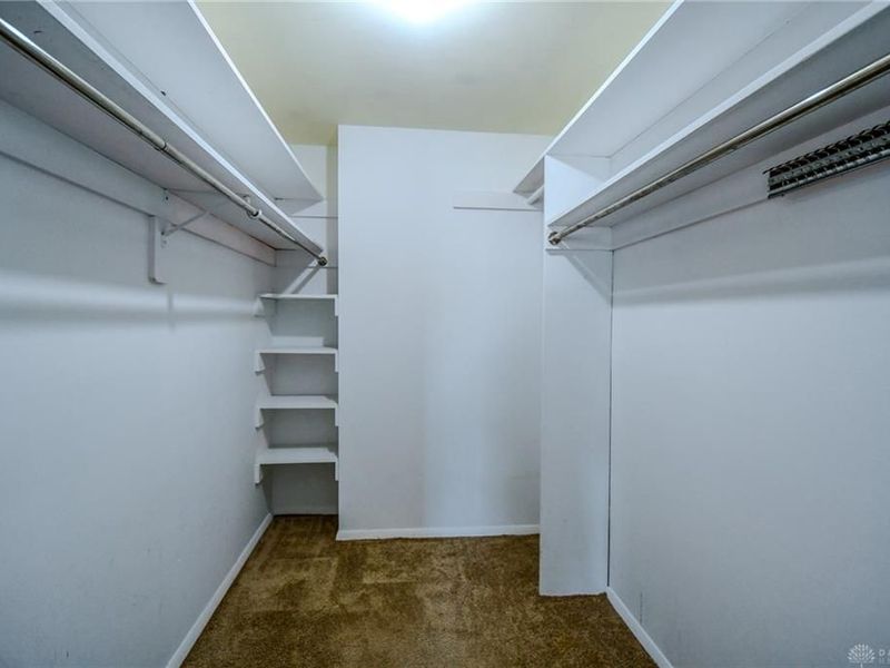 786 Hyde Park Drive, Washington Township, OH 45429 Photo 32