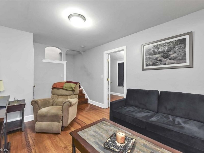 471 Columbus Street, Bedford, OH 44146 Photo 10