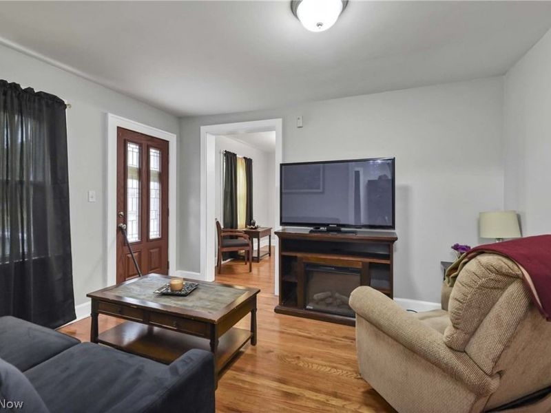 471 Columbus Street, Bedford, OH 44146 Photo 11