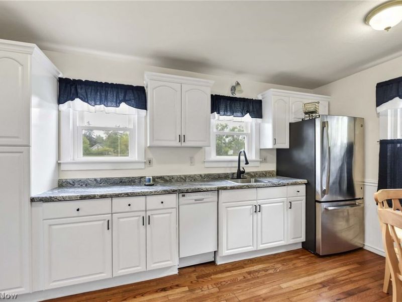 471 Columbus Street, Bedford, OH 44146 Photo 3