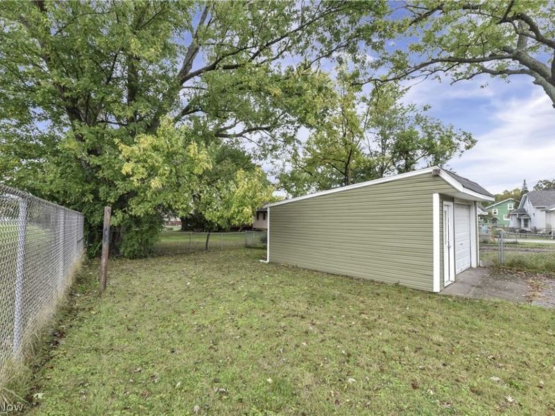 471 Columbus Street, Bedford, OH 44146 Photo 37