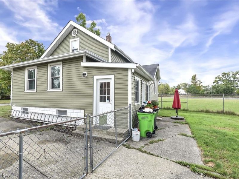 471 Columbus Street, Bedford, OH 44146 Photo 41