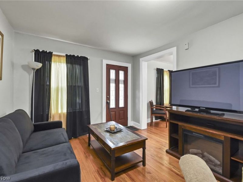 471 Columbus Street, Bedford, OH 44146 Photo 9