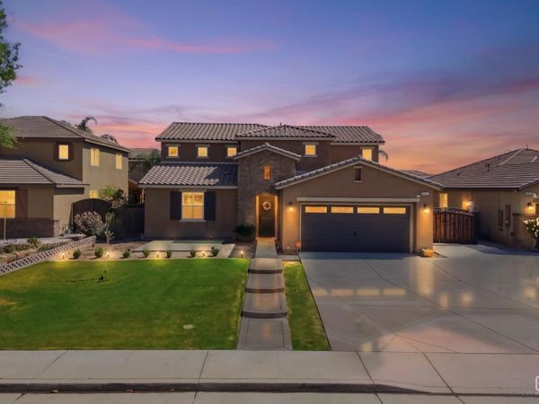 8216 Coral Point Court, Bakersfield, CA 93313