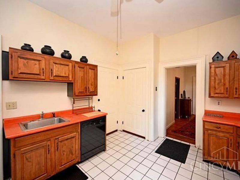 4236 Brookside Avenue, Cincinnati, OH 45223 Photo 21