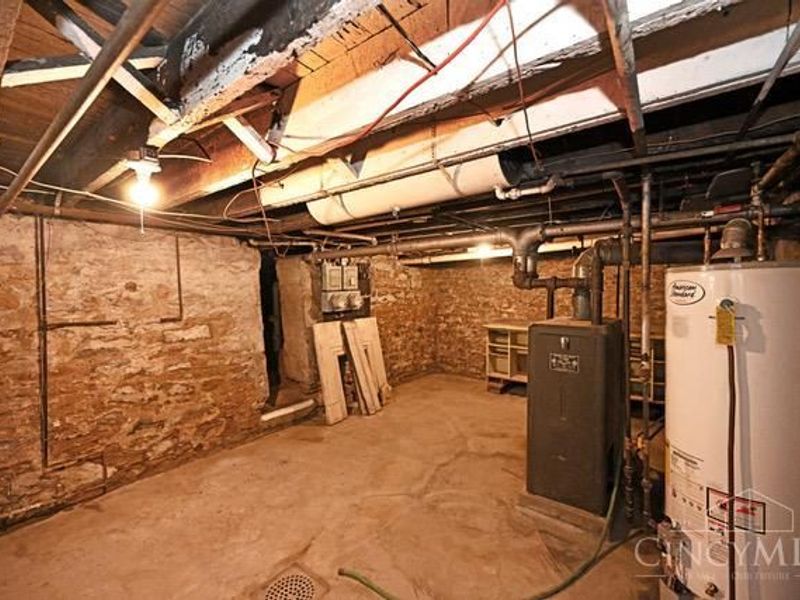 4236 Brookside Avenue, Cincinnati, OH 45223 Photo 39