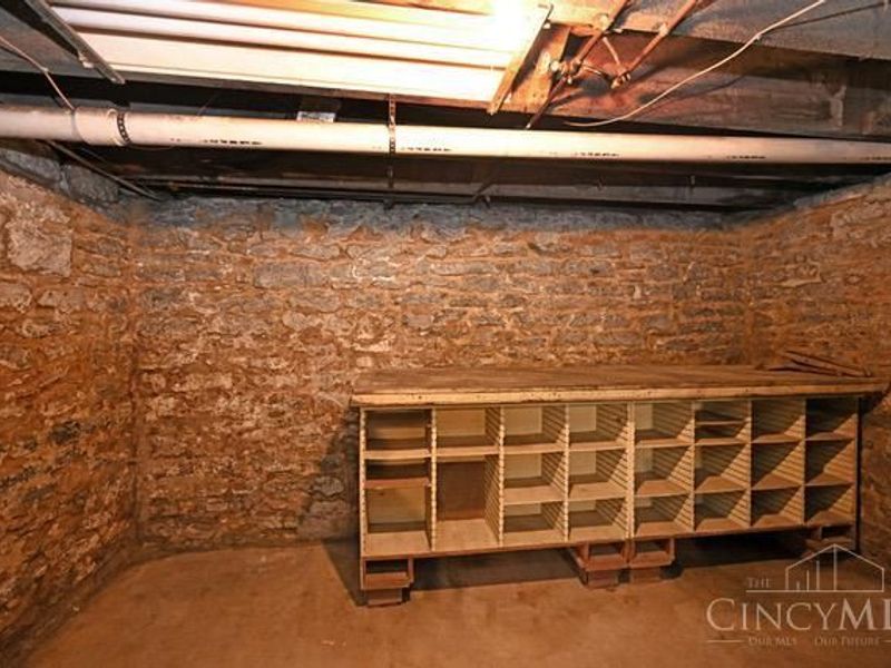 4236 Brookside Avenue, Cincinnati, OH 45223 Photo 40