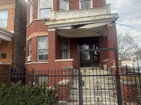 7216 S Dobson Avenue , Chicago, IL 60619
