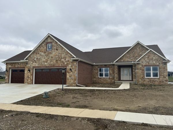 3020 Beringer Circle , Urbana, IL 61802