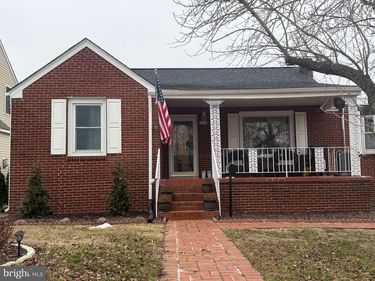 312 WOODFORD STREET , FREDERICKSBURG, VA 22401