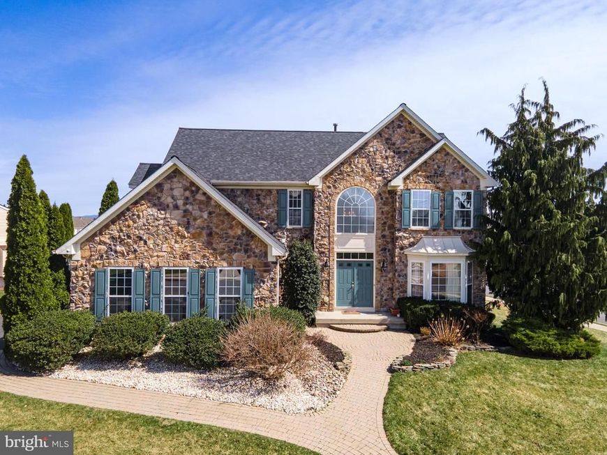 7 Lower Way Road , Easton, PA 18045 Main Photo