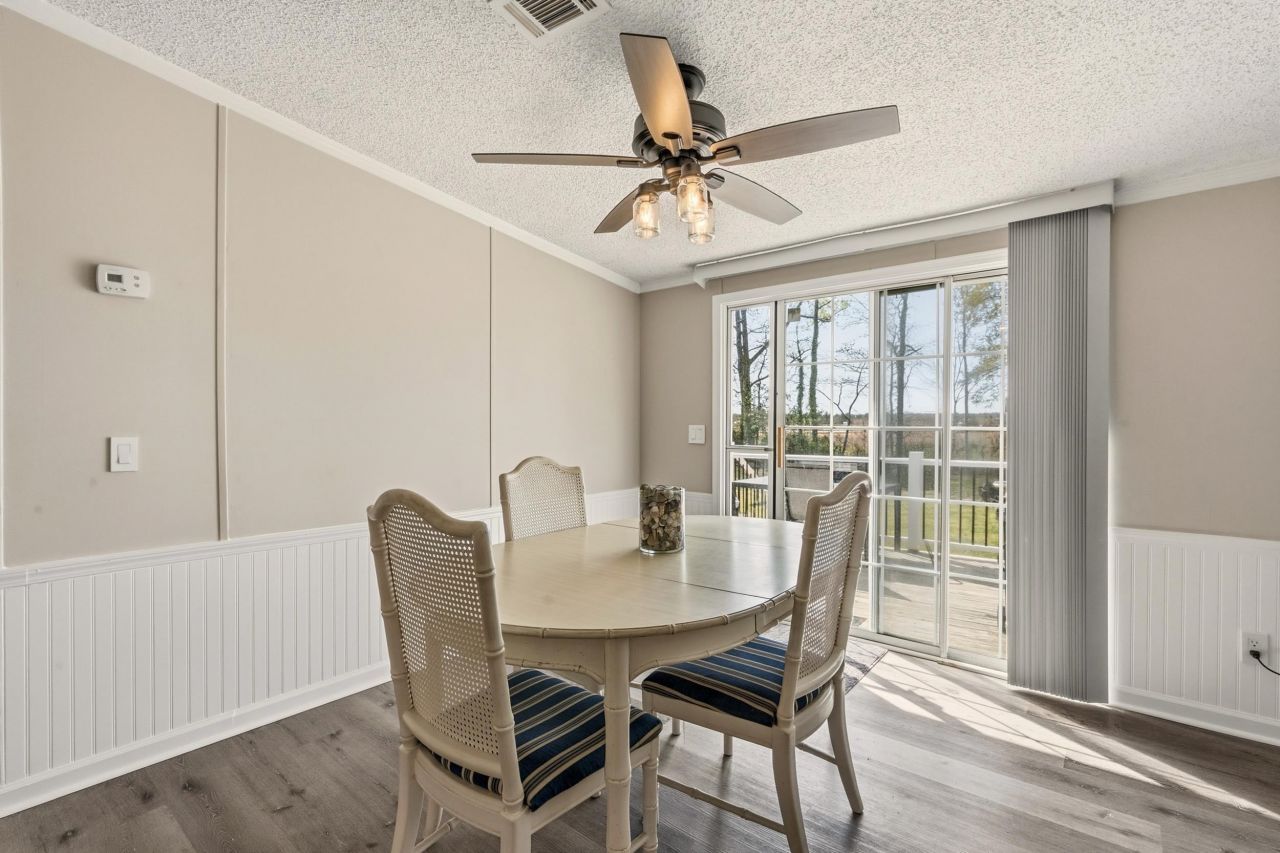 2264 Todd Dr. Photo 11