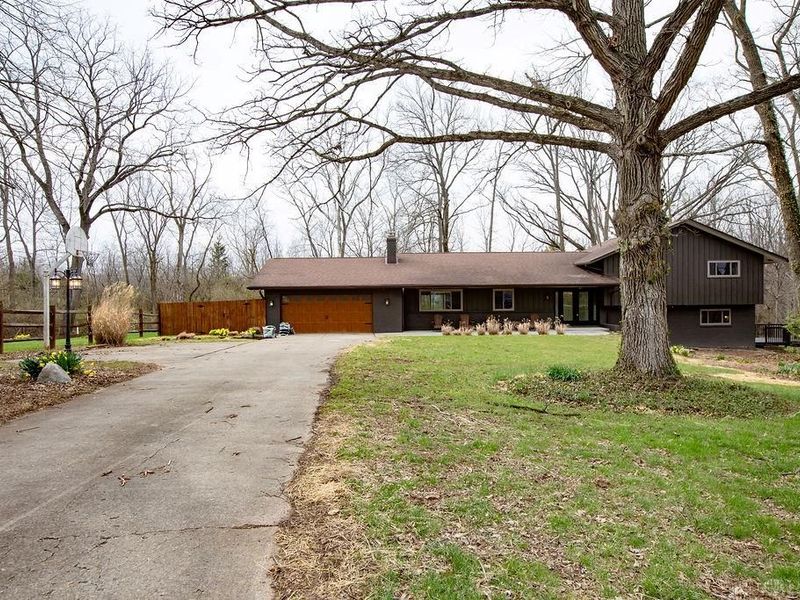 8661 Hide A Way Lane, Washington Township, OH 45458 Photo 2