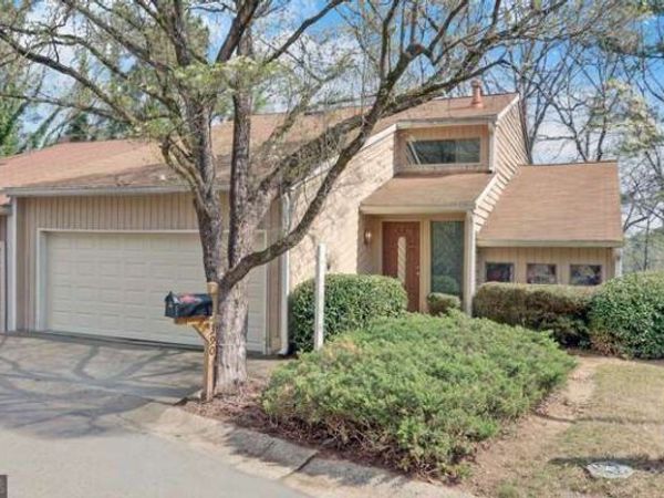 390 Colony Cove, Alpharetta, GA 30022