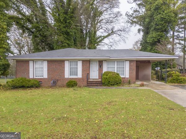 263 E Girard Avenue, Cedartown, GA 30125