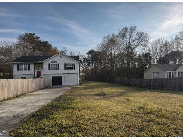 211 White Pine Lane, Temple, GA 30179