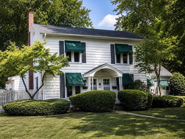 16 High School Avenue, Shelby, OH 44875