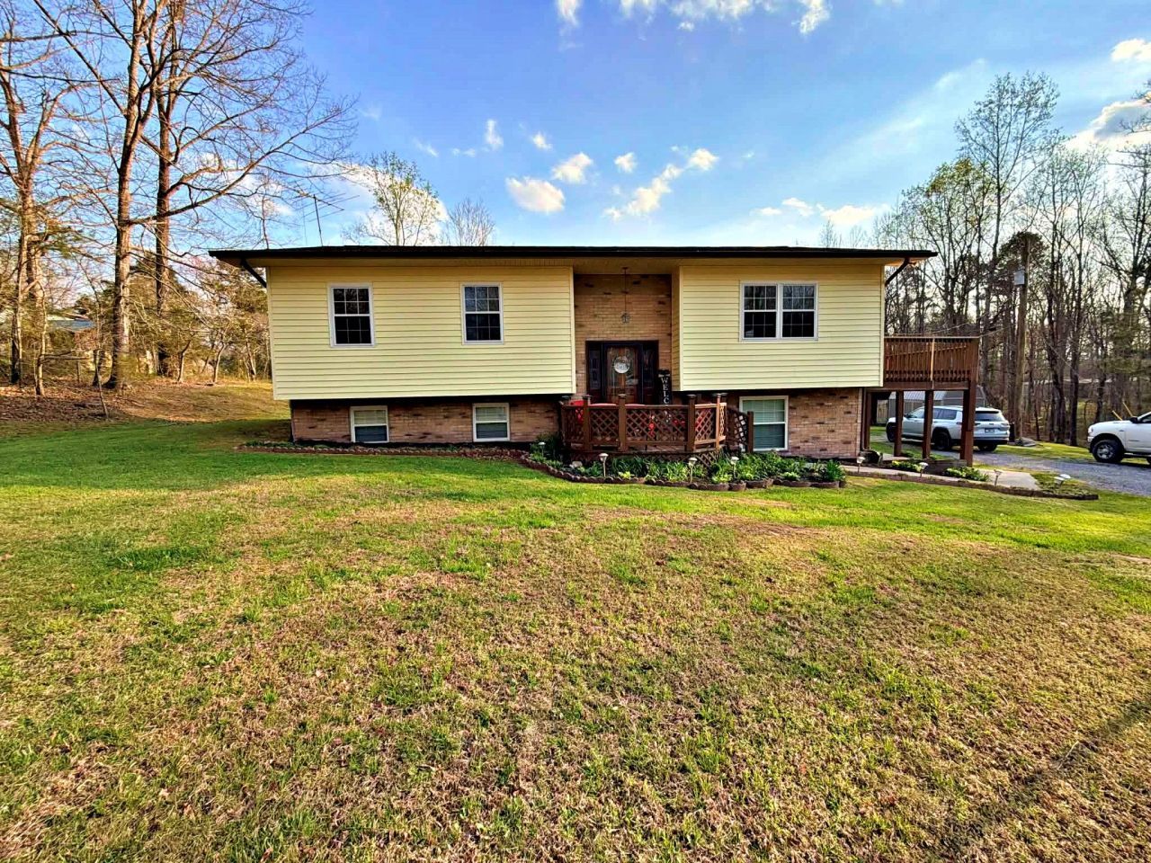 165 Lakebrook Drive, Vonore, TN 37885 Main Photo