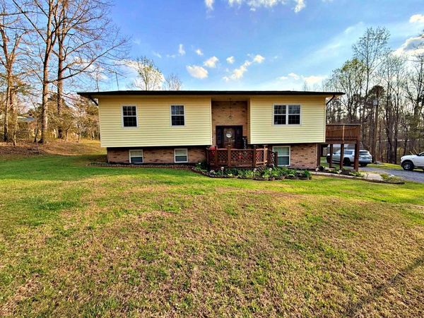165 Lakebrook Drive , Vonore, TN 37885