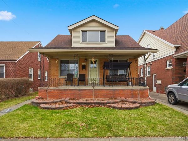 6511 Coleman Street, Dearborn, MI 48126