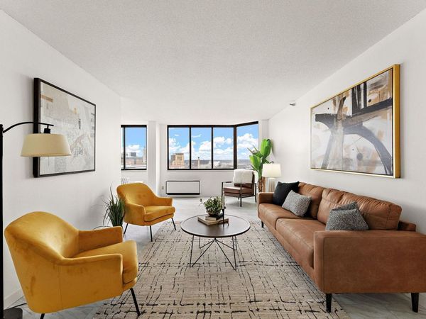 360 Sherman Street, Unit 1607, Saint Paul, MN 55102