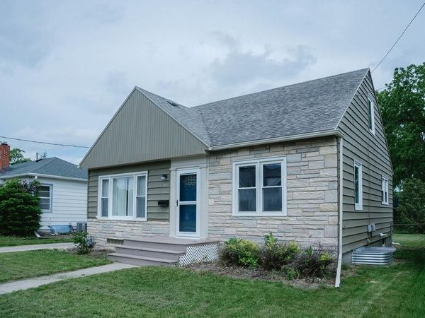 1411 3 1/2 Street SE, Rochester, MN 55904