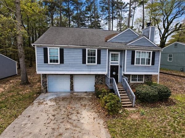 6189 Valdez Drive, Rex, GA 30273