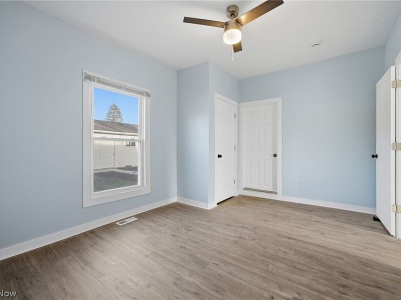 950 Park Avenue, Amherst, OH 44001 Photo 15