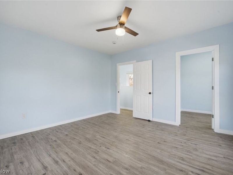 950 Park Avenue, Amherst, OH 44001 Photo 19