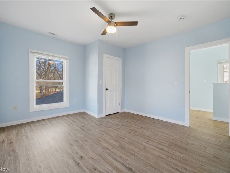 950 Park Avenue, Amherst, OH 44001 Photo 21