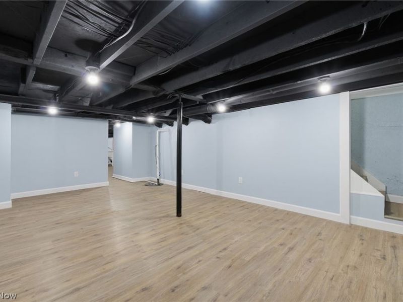 950 Park Avenue, Amherst, OH 44001 Photo 24