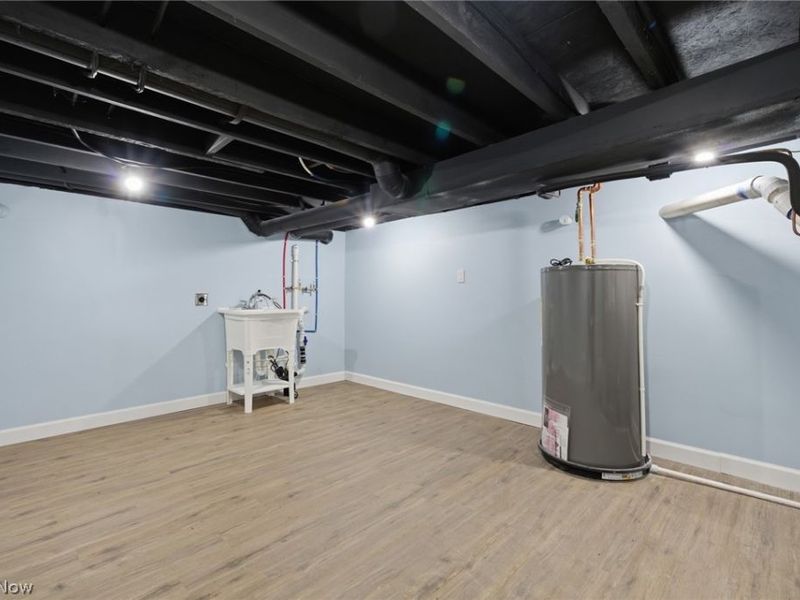 950 Park Avenue, Amherst, OH 44001 Photo 26